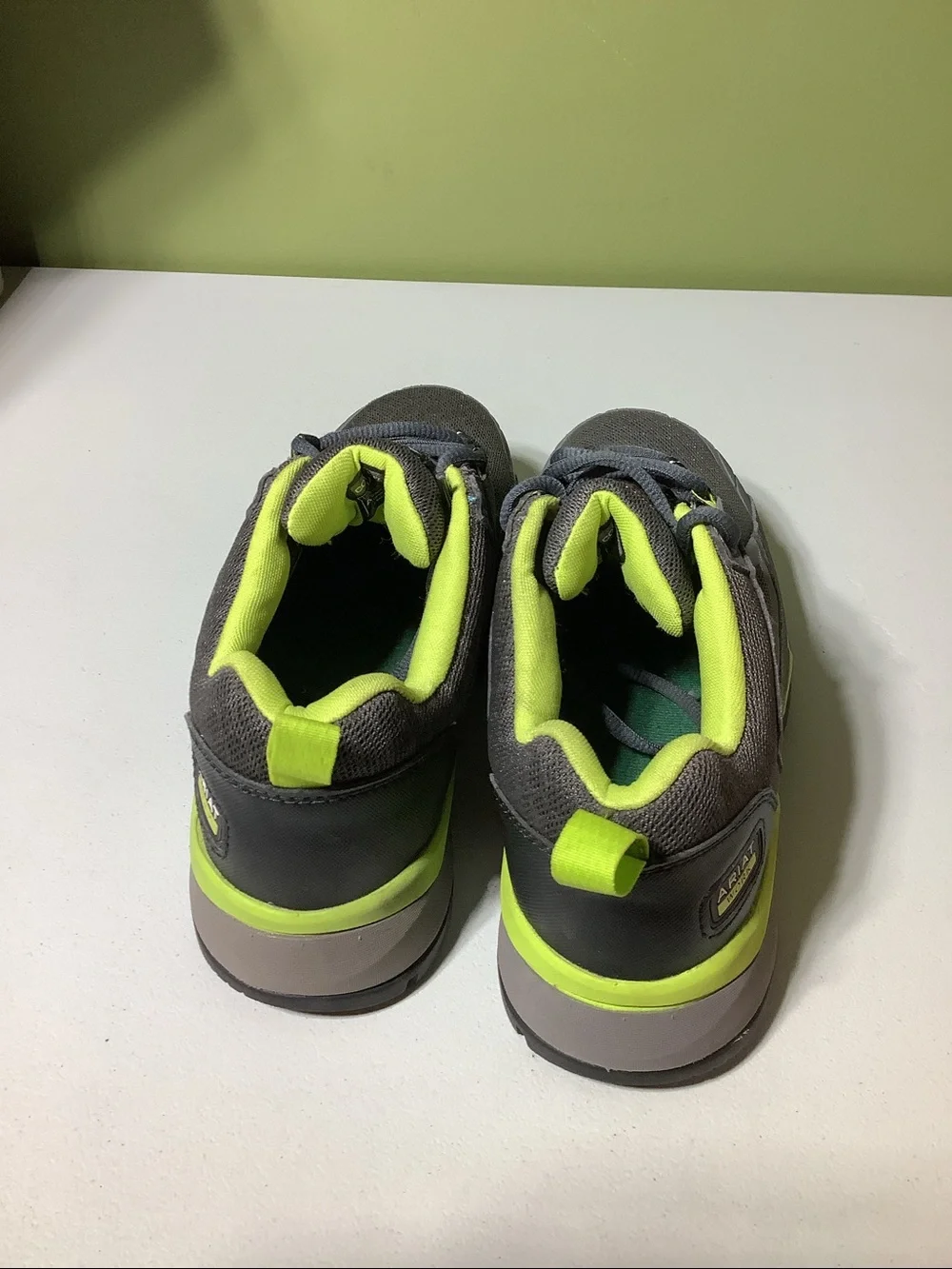 Ariat Rebar Giga Flex Composite Toe Work Shoe, size 8EE